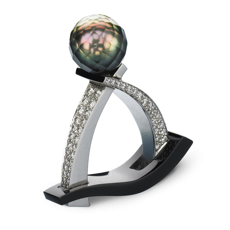equilibrium pearl ring