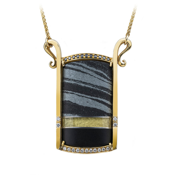 onyx-and-quartz-pendant